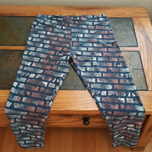 LLR Leggings - Picture 2 of 4